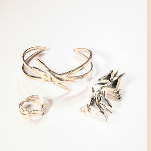 Arun Glass Beads Bangle Set - Image 3